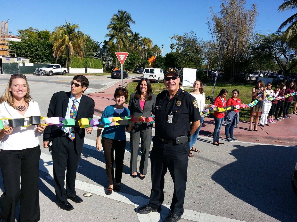 The Links Project connecting the business community of Miami Beach with education. Students and business leade